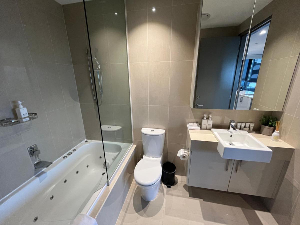 מלון מלבורן The Kinson מראה חיצוני תמונה Bathroom